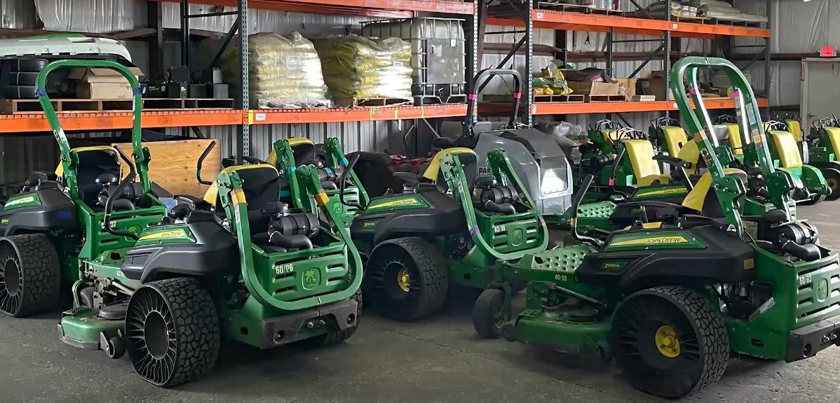 Équipement John Deere — huile synthétique AMSOIL au Québec