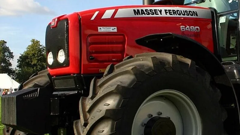Tracteur Massey Ferguson 6490 — huile et lubrifiants AMSOIL Québec